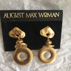 August Max Matte Goldtone Circle’s Earrings PiercedNew never worn mint condition